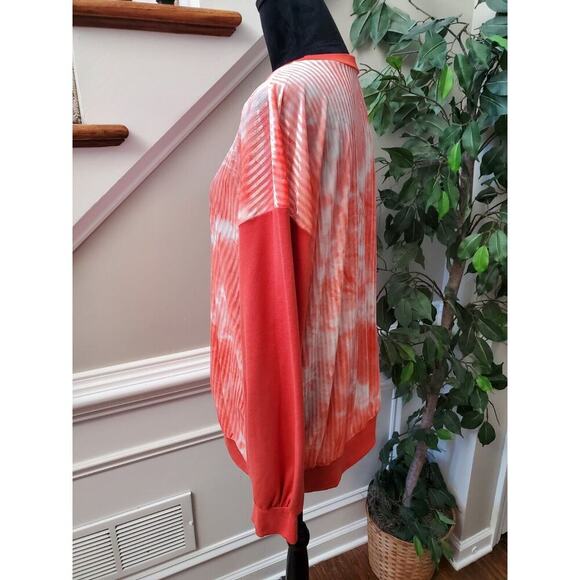 Suzanne Betro Women's Red & White Polyester Round Neck Long Sleeve Sweater 1X - Picture 5 of 10